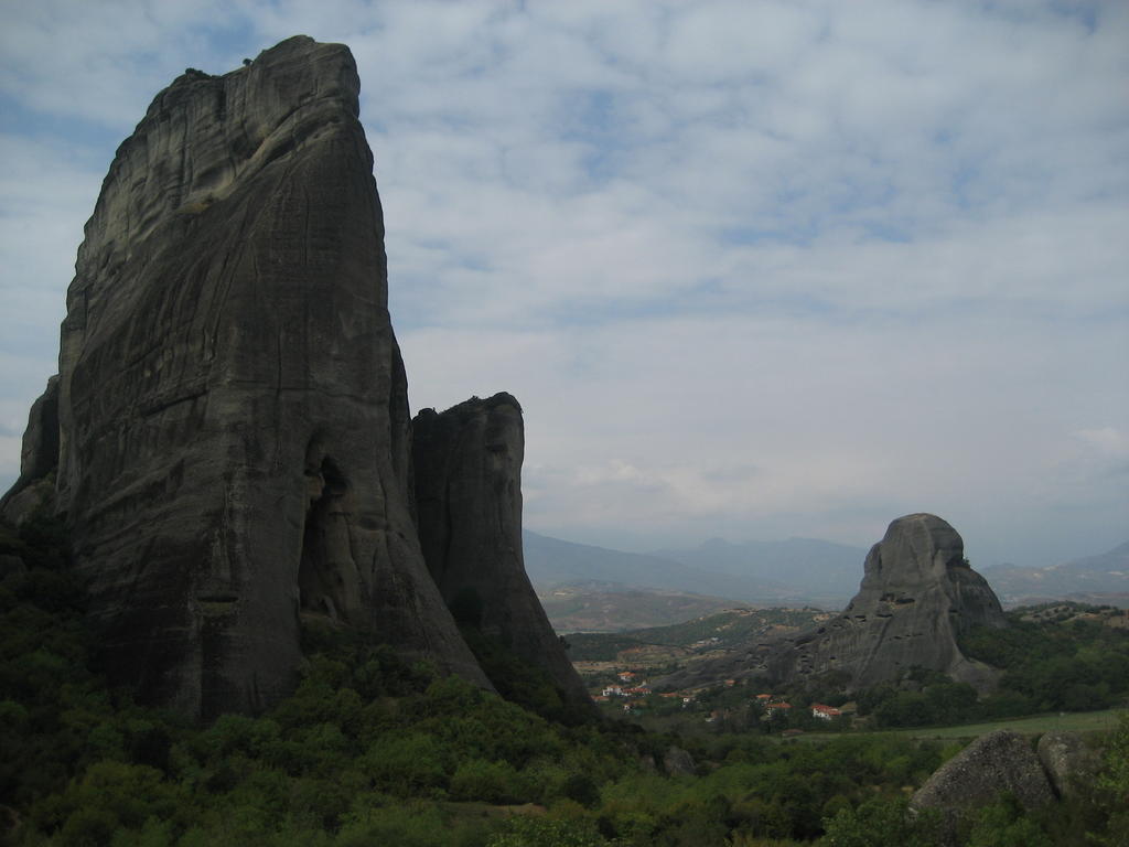 Meteora Garden Bed & Breakfast Kalambaka Bagian luar foto